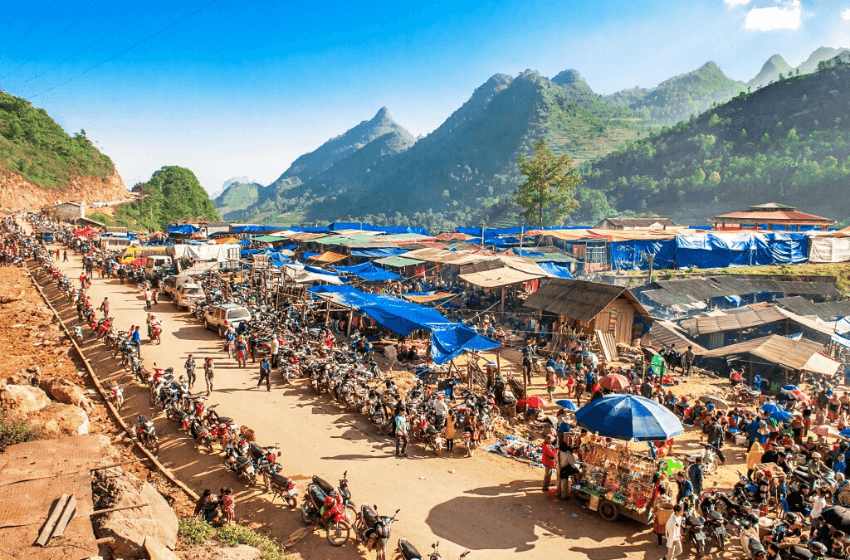 Bac Ha Market Sapa - The Most Colorful Market in North Vietnam